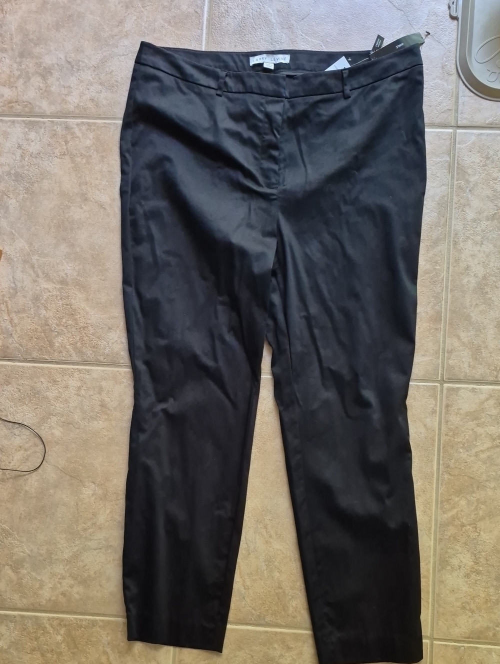 Larry Levine Ankle Pant Size 14